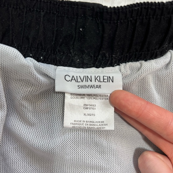 Calvin Klein Men's Elastic Waist Quick Dry Swim Trunk - Picture 5 of 13